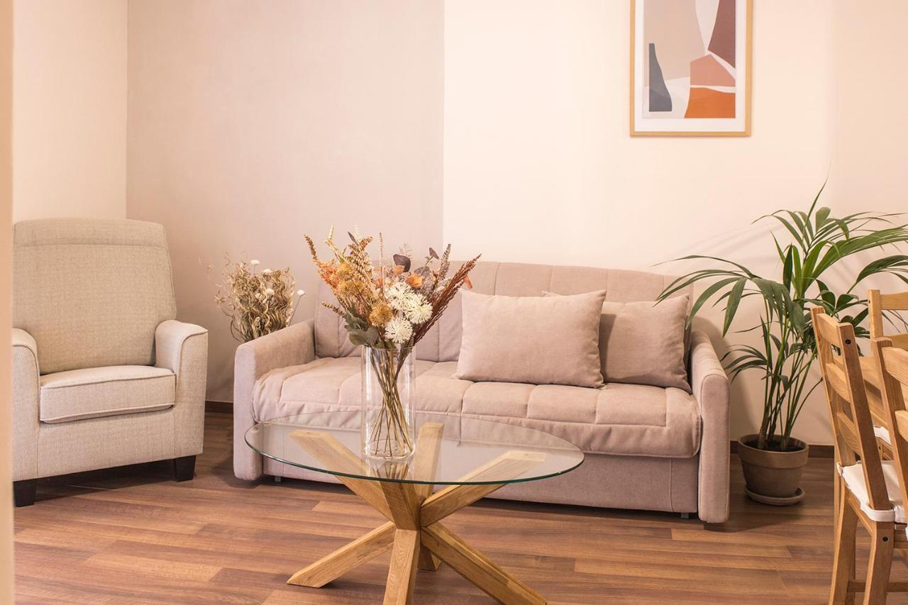 Apartment Luxury With Jacuzzi Close To Acropolis - Living Stone Zircon